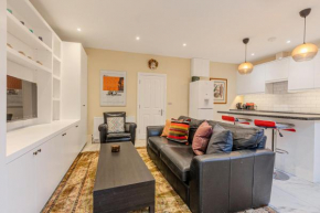 Charming 2BR flat w garden, 10min Clapham South St